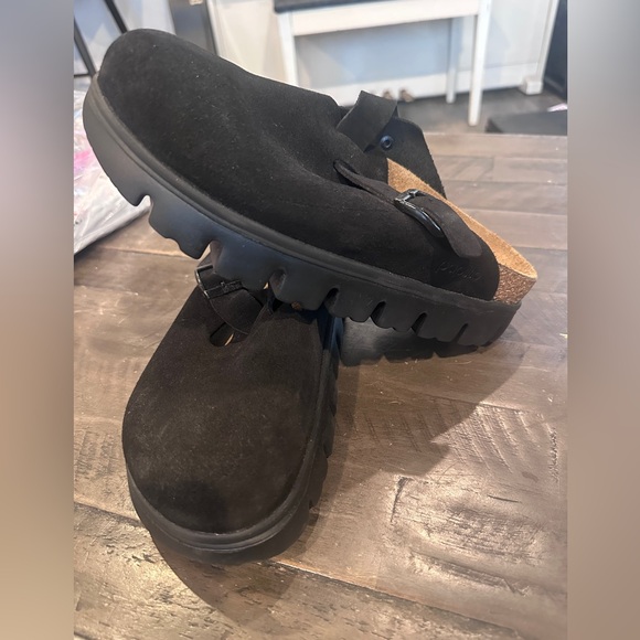 Black Suede Birkenstock Clogs (Papillio) - Picture 2 of 4